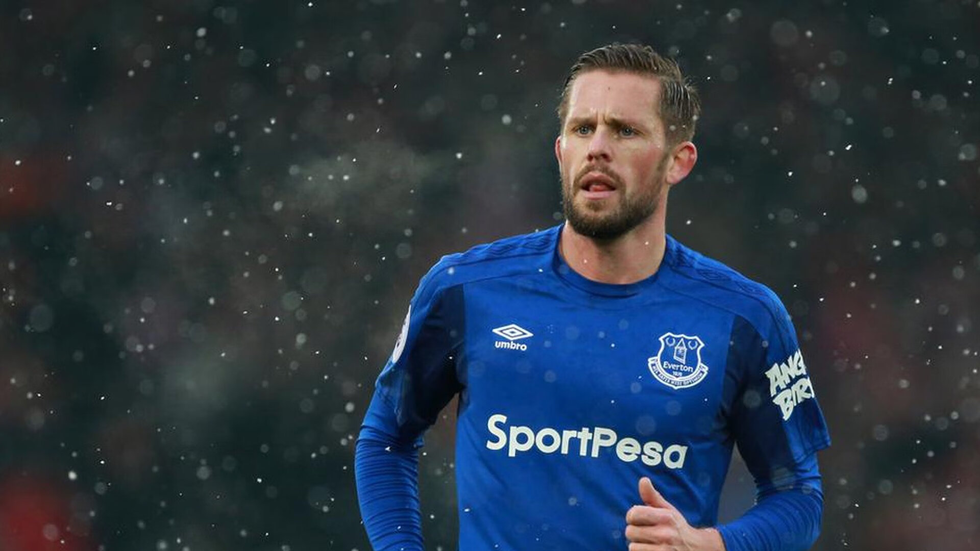 卡马文加稳定输出不掉线,里昂式防守锁死玻利维亚,现代足球的战术交响